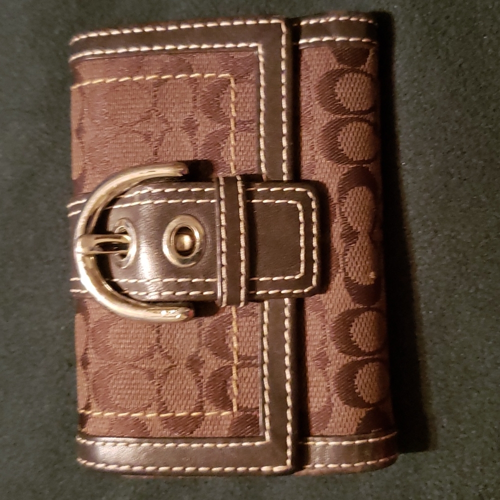 Small Brown Signature Women's Coach Wallet